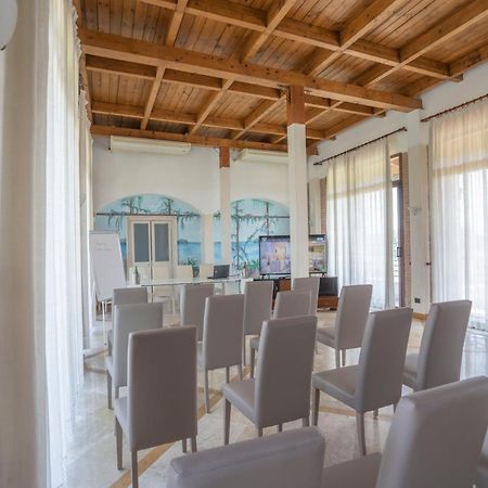 Hotel Tempio Lago Patria Kültér fotó