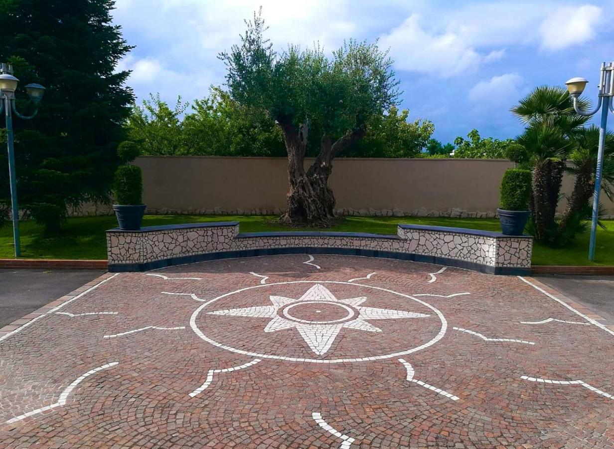 Hotel Tempio Lago Patria Kültér fotó