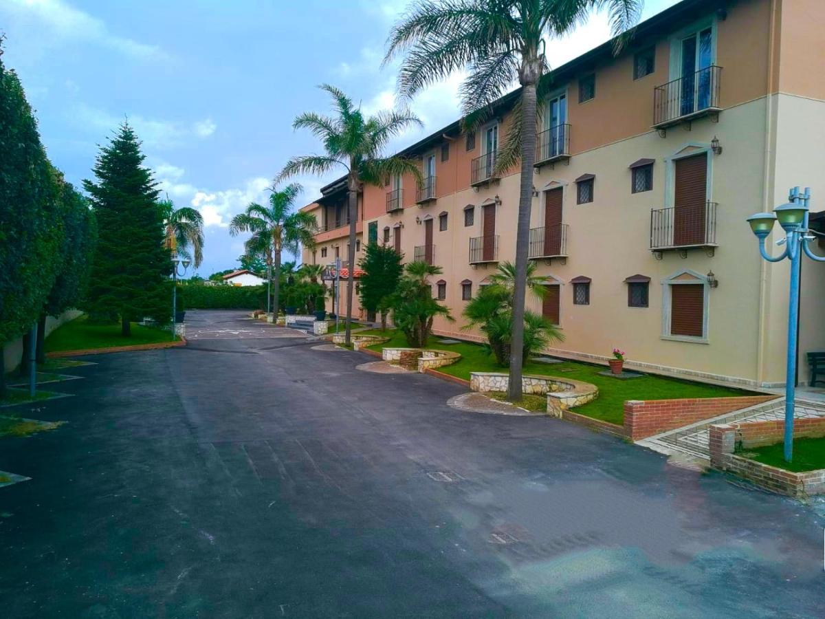 Hotel Tempio Lago Patria Kültér fotó