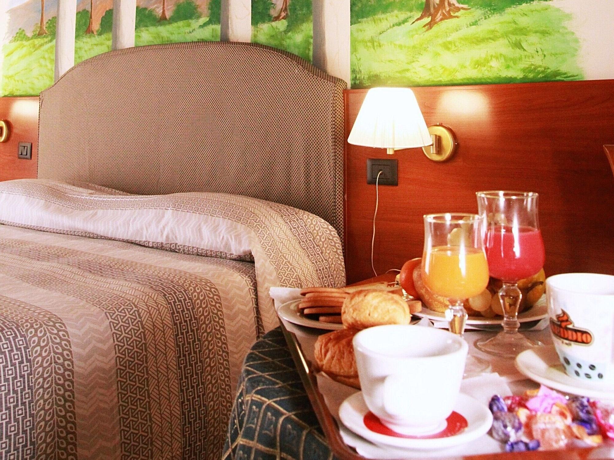 Hotel Tempio Lago Patria Kültér fotó