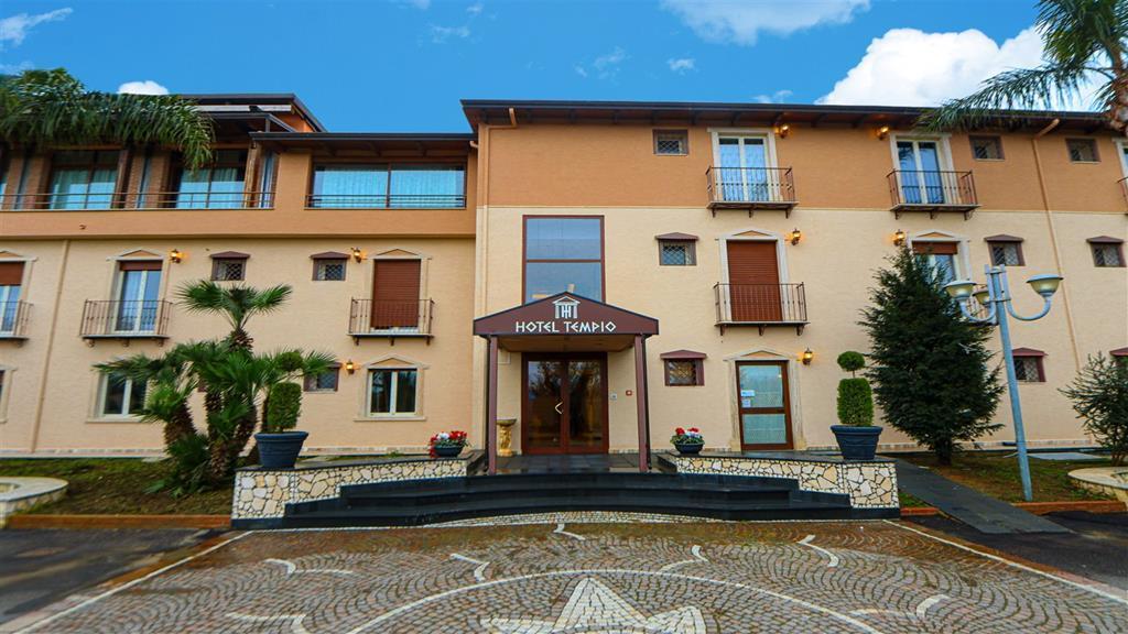 Hotel Tempio Lago Patria Kültér fotó