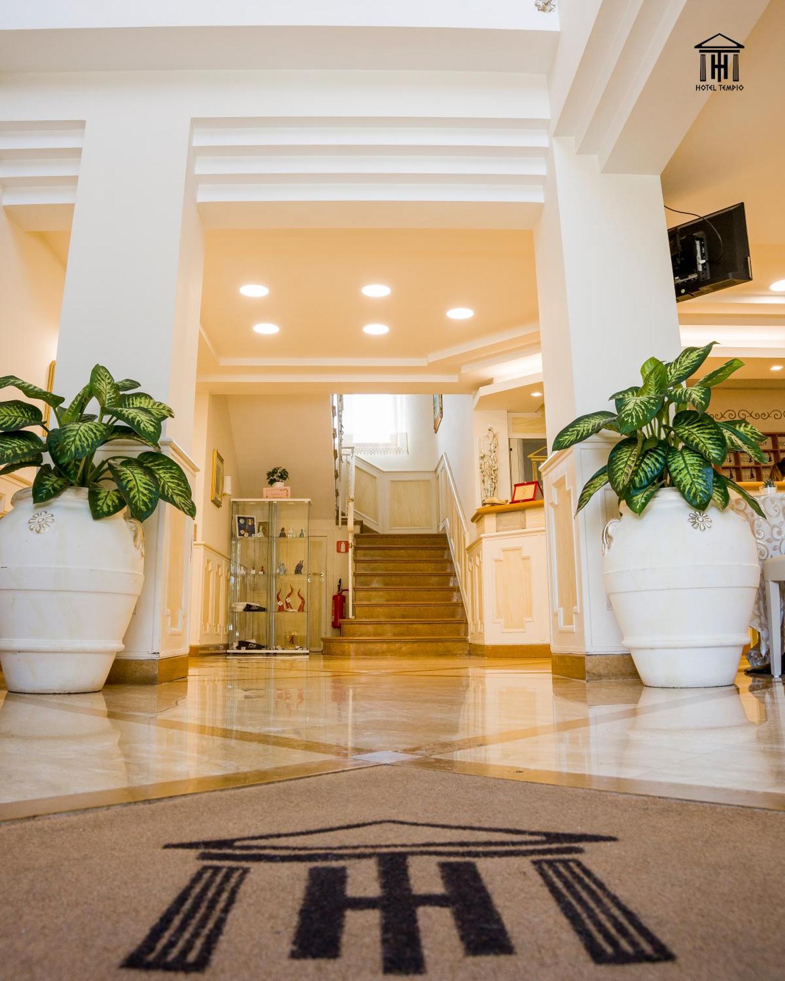 Hotel Tempio Lago Patria Kültér fotó